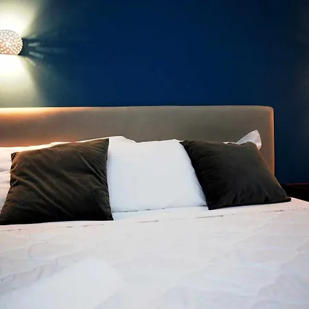 Queen 20 Luxury Duomo