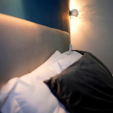 Queen 20 Luxury Duomo فندق مبيت وإفطار 4*