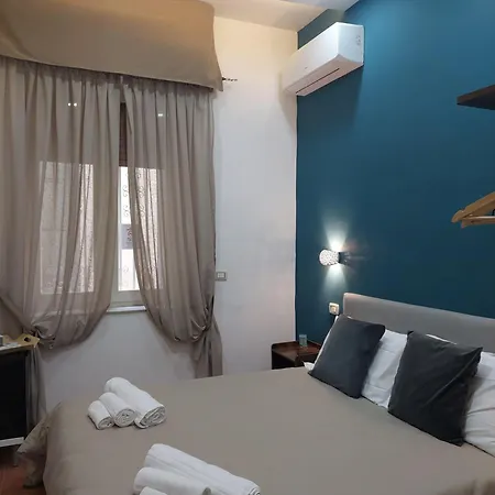 Queen 20 Luxury Duomo Bed & Breakfast 4*