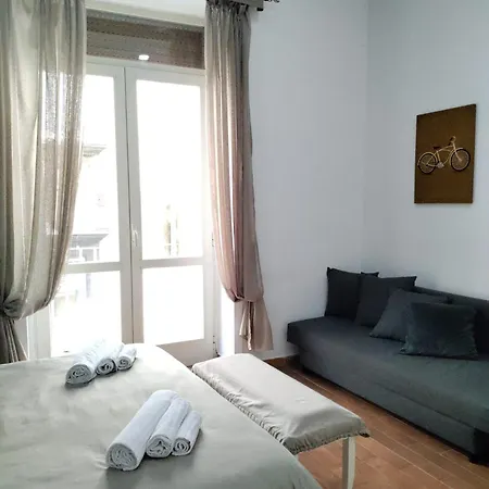 Bed and breakfast Queen 20 Luxury Duomo Nápoles