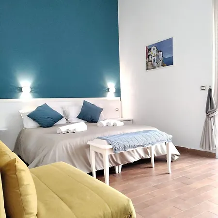 Queen 20 Luxury Duomo 4* Napoli