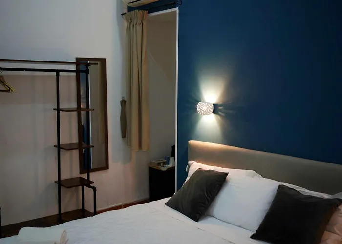 Queen 20 Luxury Duomo B&B 나폴리