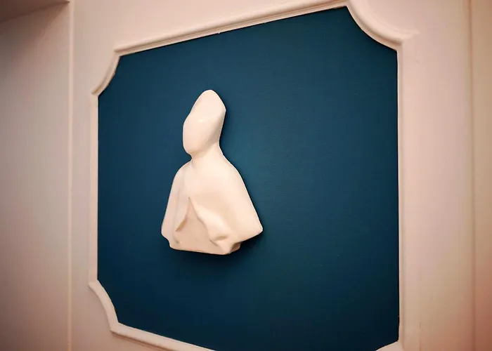 Queen 20 Luxury Duomo 4* 나폴리