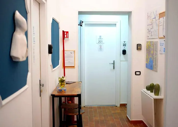 Queen 20 Luxury Duomo 4* 나폴리