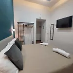 Queen 20 Luxury Duomo فندق مبيت وإفطار