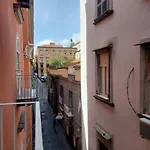 Queen 20 Luxury Duomo فندق مبيت وإفطار 3*
