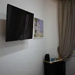 Queen 20 Luxury Duomo فندق مبيت وإفطار نابولي