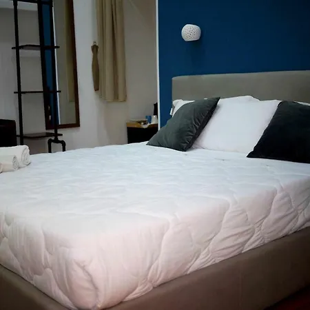 לינה וארוחת בוקר Queen 20 Luxury Duomo