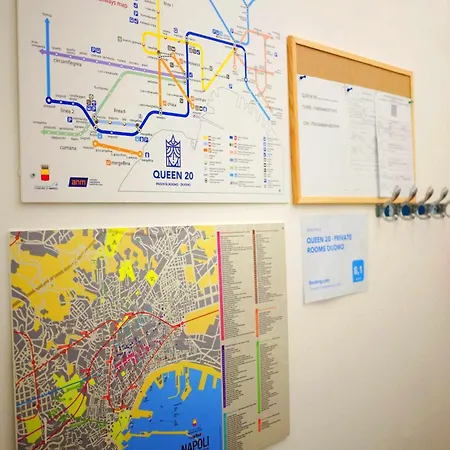 Queen 20 Luxury Duomo לינה וארוחת בוקר 4*